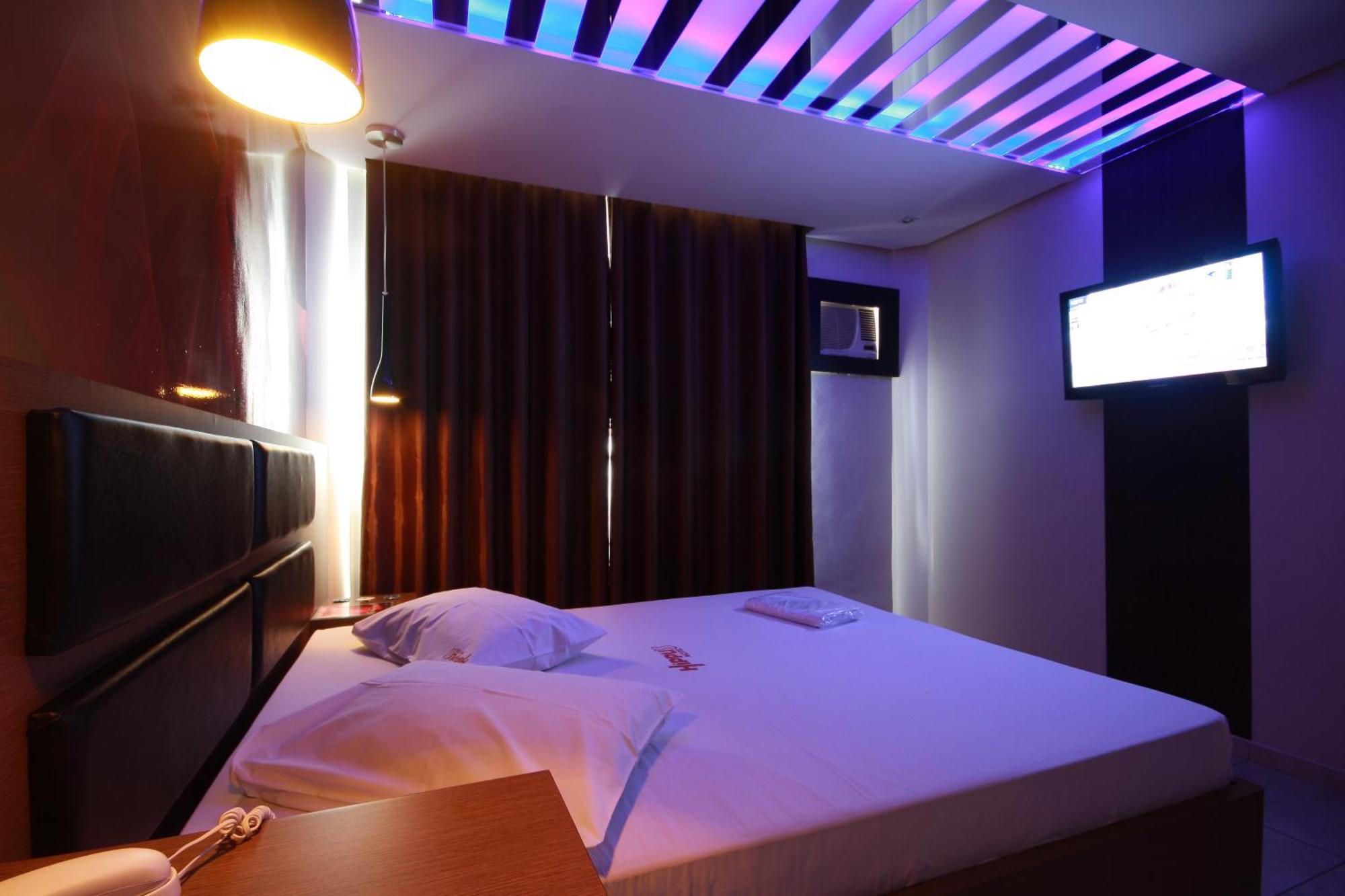 Hippus Motel (Adults Only) — Photos 1